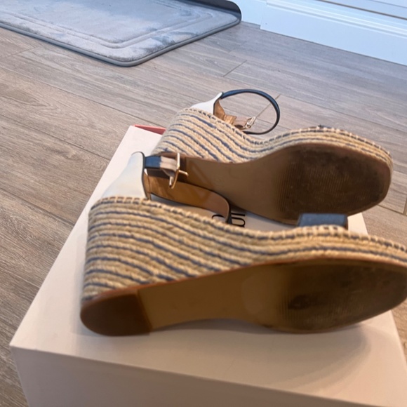 Cabi 9 Parker Wedge Sandal - Picture 8 of 9